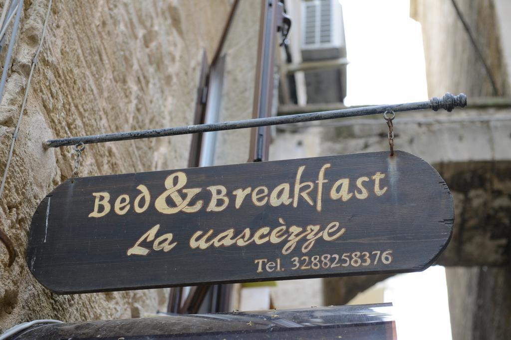B&B La Uascezze บารี ภายนอก รูปภาพ