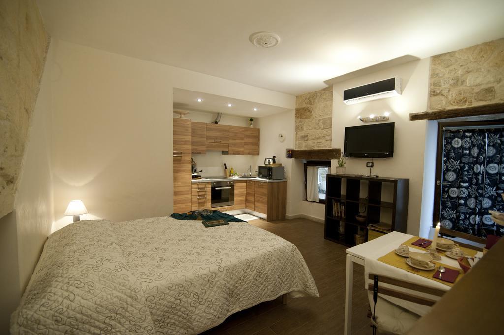 B&B La Uascezze บารี ห้อง รูปภาพ